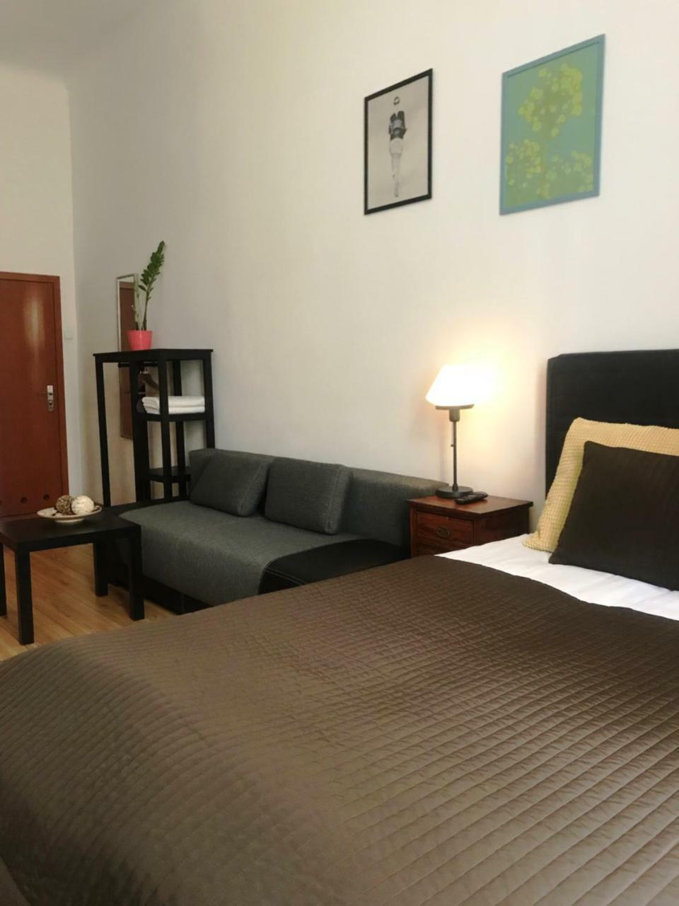 Amber Guest Rooms Krakow Exterior photo