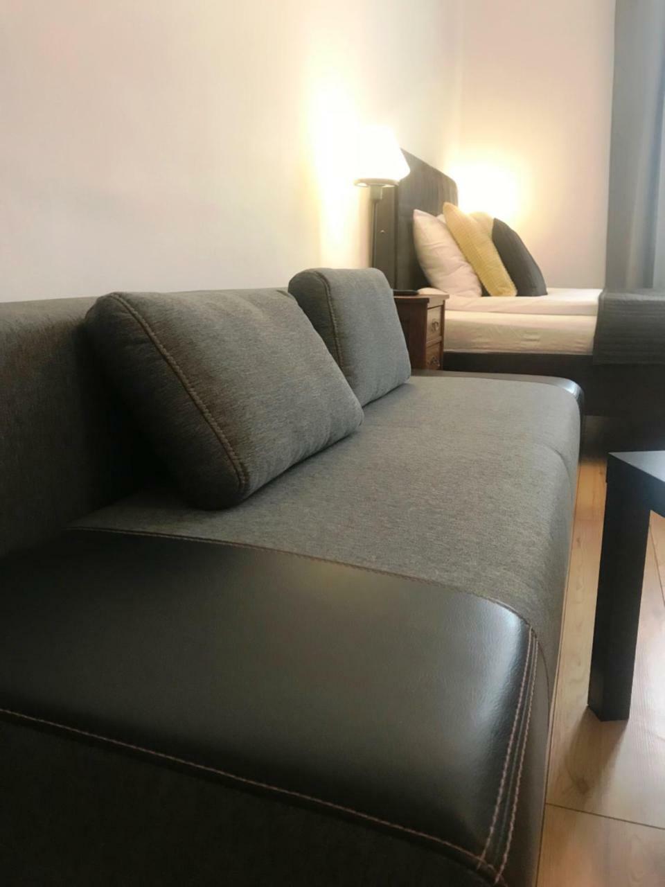 Amber Guest Rooms Krakow Exterior photo